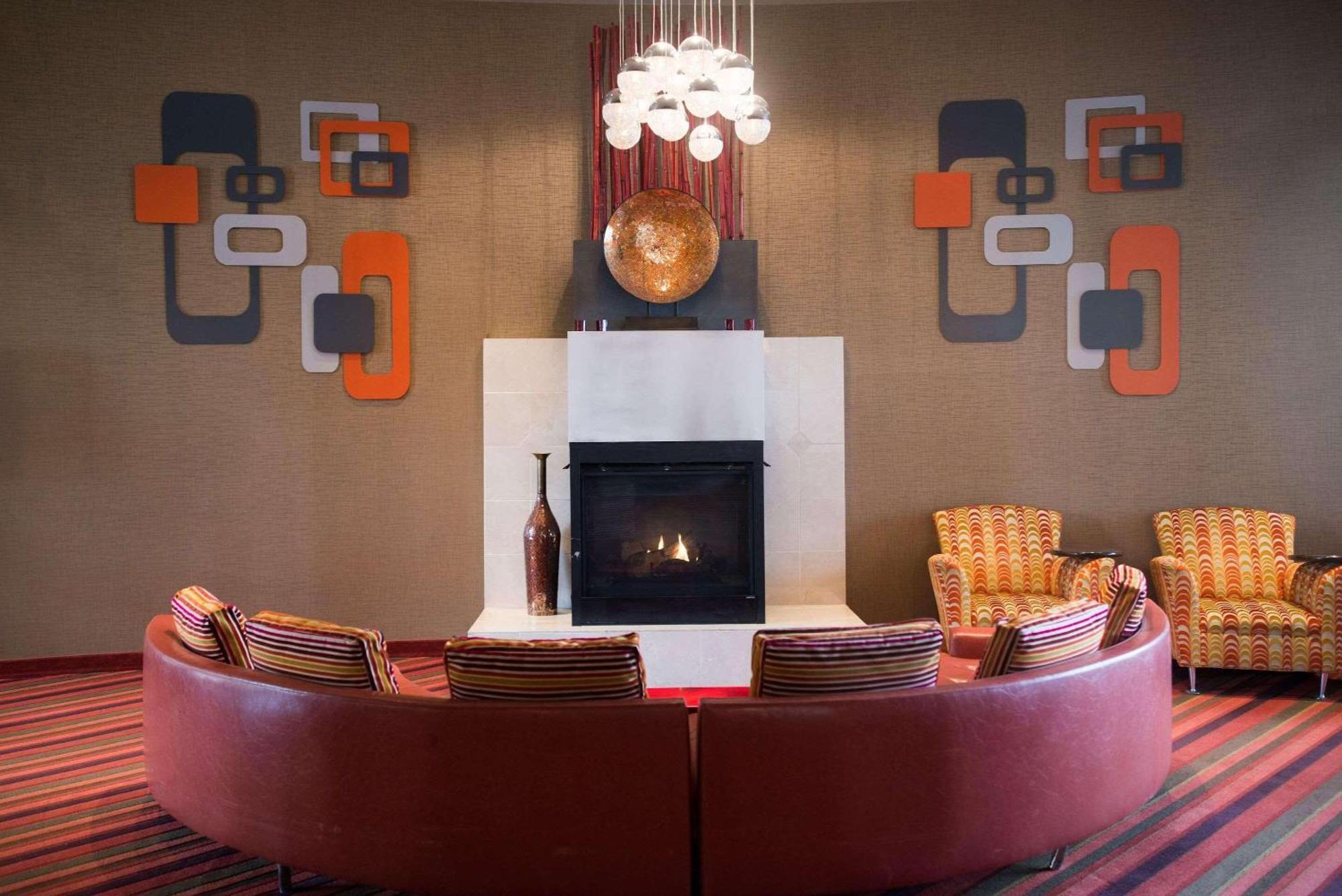 Radisson Hotel Duluth-Harborview Zewnętrze zdjęcie